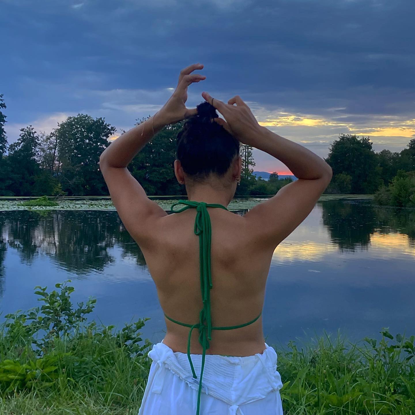 BAE KINI TOP - Dragon Fruit x Emerald Island. image 11